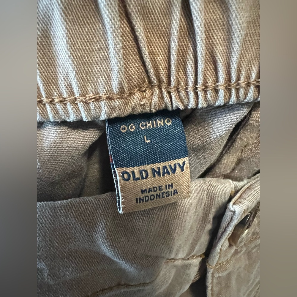Old Navy Women's Khaki Chinos Size Large - Picture 2 of 4